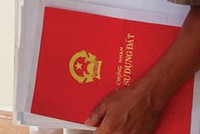 Nhận diện thủ đoạn làm giả sổ đỏ