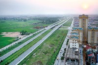 NĐT e ngại các dự án dọc đại lộ nghìn tỷ