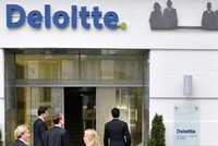 Deloitte bị nghi tiếp tay cho Standard Chartered rửa tiền