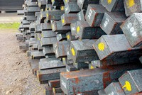 Nguyên liệu thép giảm giá mạnh: Khóc nhiều, cười ít 