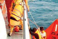 Tư vấn bảo hiểm, nhìn từ 2 vụ tranh chấp