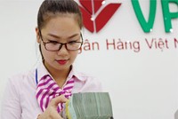 Trái phiếu trúng thầu tăng đột biến, dấu hiệu lãi suất sẽ hạ