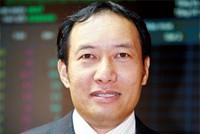 Ông Phạm Hồng Sơn