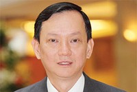 Ông Takashi Fujii.