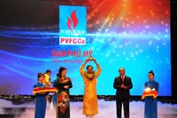 DPM đoạt danh hiệu kép Sao Vàng Đất Việt 2013