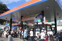 Giá xăng giảm 390 đồng/lít từ 20h ngày 7/10