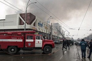 Số người chết trong vụ cháy lớn ở Nga tăng lên 64