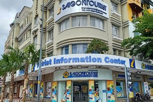 Cảnh cáo nguyên Tổng Giám đốc Saigontourist
