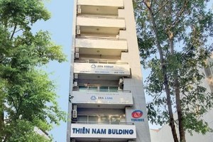 Lãnh đạo Thiên Nam (TNA) đã bán ra 100.000 cổ phiếu trước khi cổ phiếu bị đình chỉ giao dịch