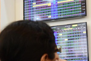 UBCK đề xuất mạnh tay với vi phạm chứng khoán