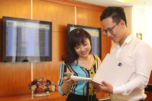 Doanh nghiệp phát hành trái phiếu ra công chúng phải có vốn điều lệ đã góp tại thời điểm đăng ký chào bán từ 300 tỷ đồng trở lên (quy định hiện hành là 10 tỷ đồng).