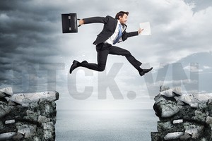 Nhận định thị trường phiên 20/8: Lướt sóng ở những cổ phiếu đến từ nhóm Cảng biển-Logistic