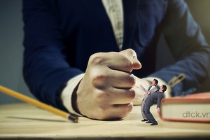 Văn phòng phẩm Hồng Hà lục đục vì cổ đông lớn
