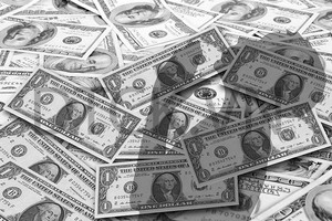 Đồng USD mạnh trở thành nỗi đau mới với kinh tế thế giới