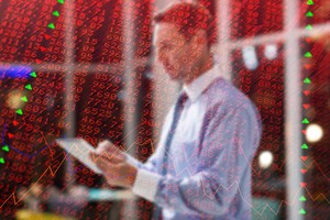 Hai cổ phiếu ngành tài chính bị khối ngoại bán ròng hơn 1.000 tỷ đồng trong phiên 27/10