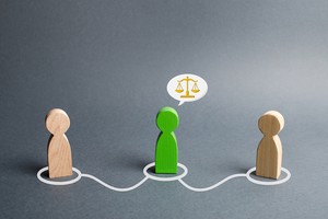 Nhận định thị trường phiên giao dịch chứng khoán ngày 18/8: Chốt lời khi chỉ số tiến tới vùng kháng cự 861-866 điểm