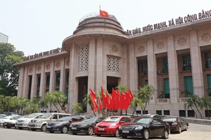 Việt Nam hãy cải tổ để vượt qua chính mình