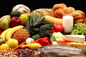 Thực phẩm chức năng giăng lưới người tiêu dùng