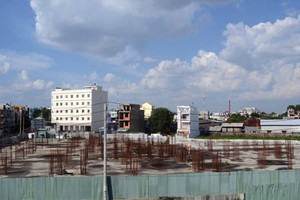 Toàn cảnh Dự án Green House hiện nay trơ trọi, vắng bóng người