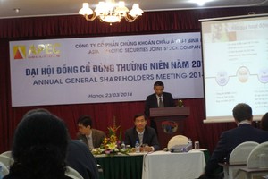 APEC giảm lãi suất và miễn lãi vay ký quỹ T+2