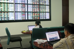 Trích lập chứng khoán OTC, 14 năm 1 món nợ