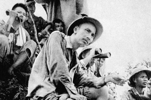 Trước mọi tình thế, Hồ Chí Minh luôn thể hiện tầm vóc của một nhà tư tưởng lỗi lạc