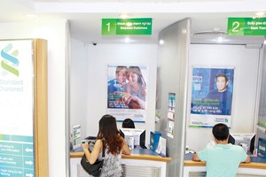 Standard Chartered sẽ phân phối độc quyền sản phẩm bảo hiểm nhân thọ của Prudential Việt Nam