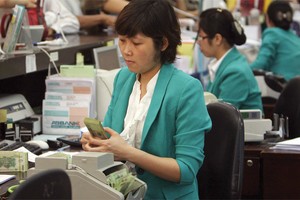 Tăng trưởng tín dụng nửa đầu năm được đánh giá còn khá thấp