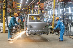 Cần có cơ chế đủ mạnh để tạo mối liên kết chặt chẽ giữa DN lắp ráp ô tô và DN  phụ trợ