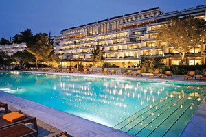 Khu khách sạn và nghỉ dưỡng Astir Palace vừa được bán lại cho Jermyn Street với giá 400 triệu USD