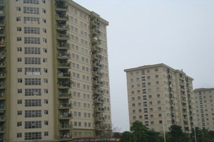 Có nên giao đứt tòa nhà cho cư dân?