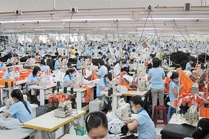 Lao động là một trong những yếu tố sống còn của doanh nghiệp dệt may