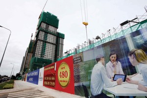 Rất nhiều căn hộ thương mại có giá bán cạnh tranh với nhà ở xã hội - Ảnh: Lê Toàn