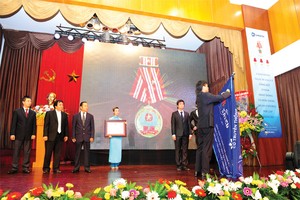 Năm 2012, SASCO vinh dự đón nhận Huân chương Độc lập hạng Ba, như một ghi nhận cho những nỗ lực không ngừng của đơn vị trong 20 năm qua
