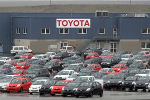 Trước đó Toyota cũng đã phải triệu hồi 3,5 chiếc xe trên toàn cầu để khắc phục một lỗi tại phần cáp của túi khí