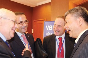 Việc thành công trong ký MoU với cơ quan quản lý TTCK hầu hết các nước châu Âu giúp TTCK Việt Nam có cơ hội tiến gần hơn với các thị trường TTCK khác trên thế giới 