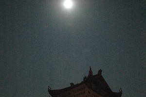 Năm Ất Mùi mặt trời trong lòng đất