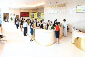 Rát bỏng ghế nóng ngân hàng