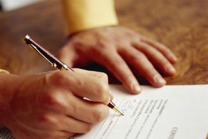 Đa phần các vụ tranh chấp dân sự liên quan đến vấn đề hợp đồng (Ảnh minh họa)