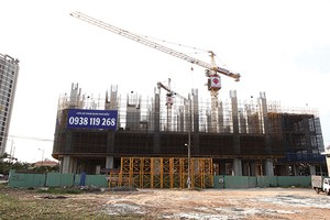 Vốn pháp định, chuyển nhượng dự án và bảo lãnh nhà ở hình thành trong tương lai là những nội dung được HoREA cho là “chưa ổn”.
ảnh: LÊ TOÀN