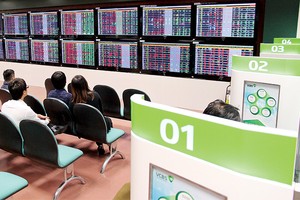 Tăng vốn còn giúp các CTCK đáp ứng nhu cầu sử dụng dịch vụ tài chính của khách hàng