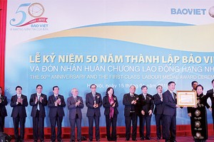 Thế hệ lãnh đạo 7x đang được kỳ vọng sẽ mang lại những bước phát triển mới cho doanh nghiệp bảo hiểm lâu đời nhất tại Việt Nam này
