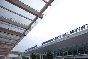 Cảng hàng không quốc tế Đà Nẵng đang sắp sửa bị quá tải. Ảnh: Đức Thanh