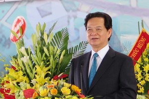 Thủ tướng Chính phủ Nguyễn Tấn Dũng phát biểu chỉ đạo các cơ quan chức năng và Thành phố Hà Nội thúc đẩy tiến độ xây dựng cơ sở hạ tầng Khu Công nghệ cao Hòa Lạc.
 