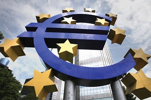 ECB sẽ bảo vệ đồng euro bất chấp hành động của Hy Lạp