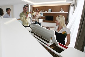 Thị trường bất động sản Việt Nam đang hấp dẫn nhiều nhà đầu tư nước ngoài - Ảnh: Lê Toàn