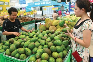 7 tháng, tổng mức bán lẻ hàng hóa và doanh thu dịch vụ tăng 9,9%