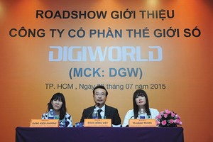 Ông Đoàn Hồng Việt tham gia buổi roadshow giới thiệu Digiworld