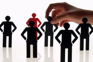 Tuyển dụng đại lý mới đã khó, việc giữ chân người cũ cũng không kém phần nan giải
