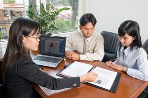 6 tháng đầu năm 2015, nhiều công ty quản lý quỹ tiếp tục ghi nhận lỗ